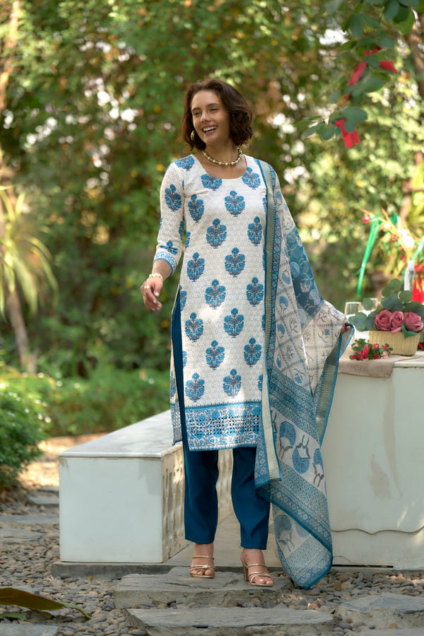 Elegant Straight Kurti Pant Dupatta Set